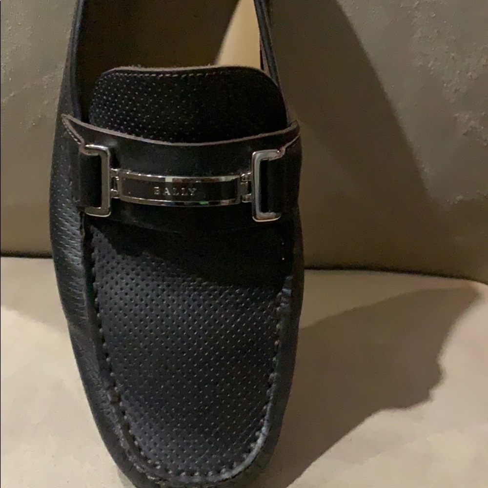 Bally drivers only worn once